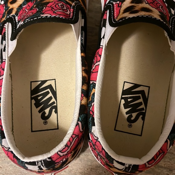 Vans Classic Slip-On Rose Animal Checkerboard True White Size~ 7 W /5.5 M - Picture 10 of 10